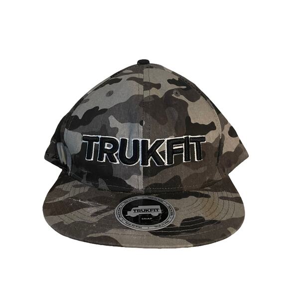 Vintage Other - Camo Trukfit SnapBack hat